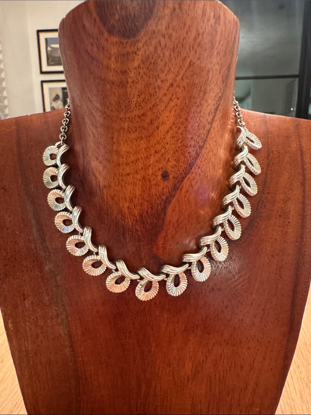 Vintage Silver Leaf Link Necklace - Women Jewelry